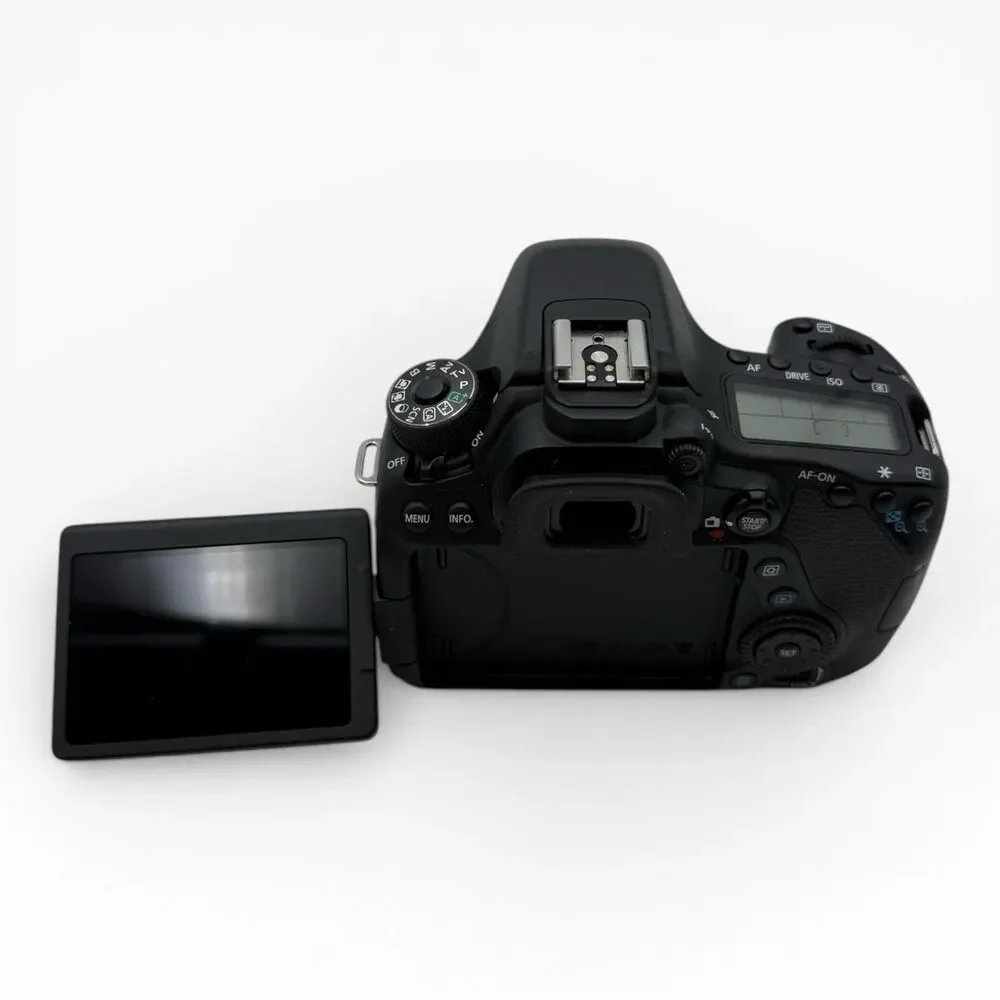 Canon EOS 80D 24.2MP Digital SLR Camera, Battery & Charger Shutter 4093